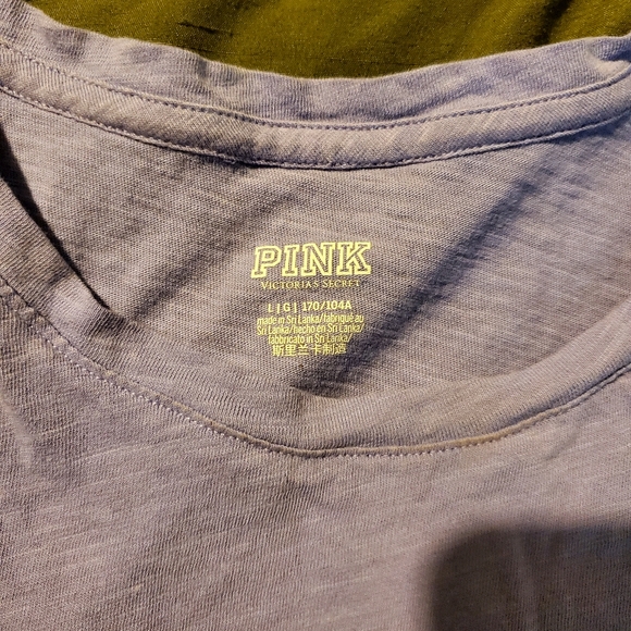 PINK pastel purple crew neck shirt - Picture 2 of 2